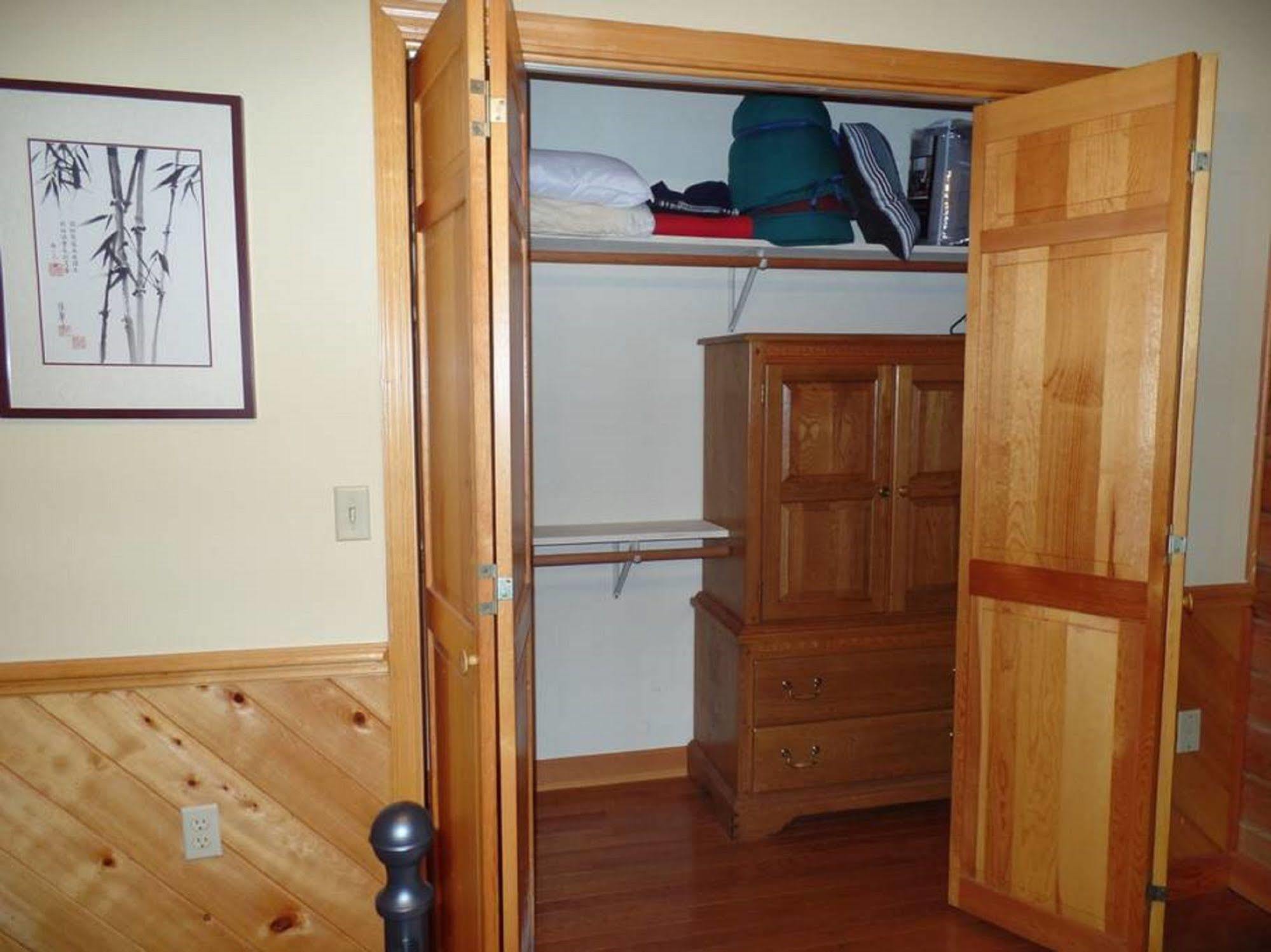Creekside Paradise Bed And Breakfast Robbinsville Exterior photo